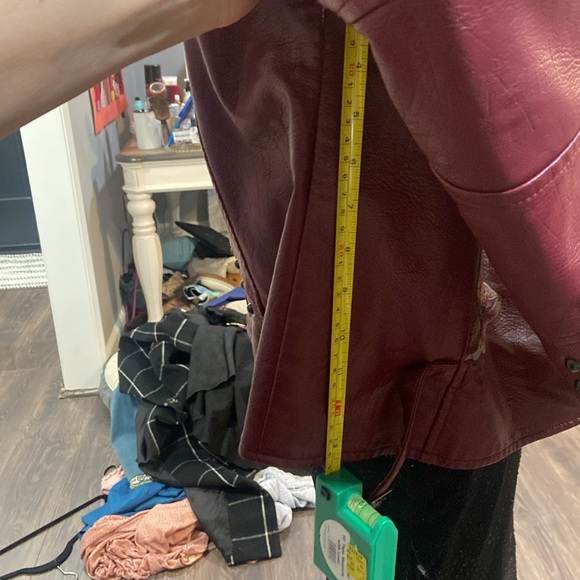 Stylish Marion jacket with lots of detail - Picture 9 of 11